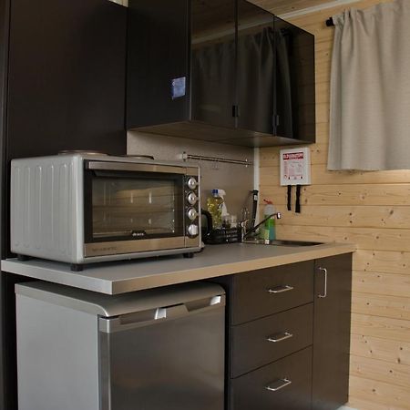 Holmasel Riverside Cabin 2 Arabaer ภายนอก รูปภาพ